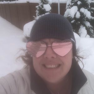 Meet your Posher, Diana